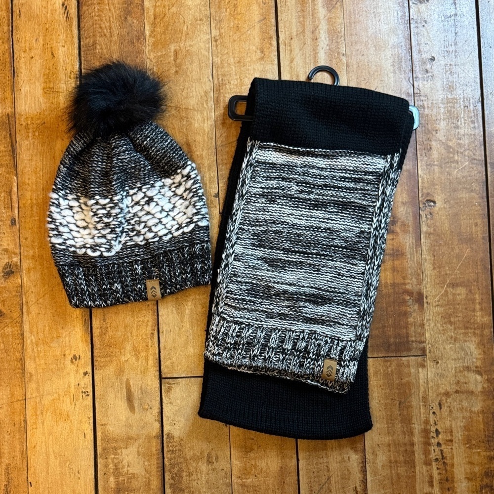 Cozy Black white Gray Knit Hat and Scarf Set new